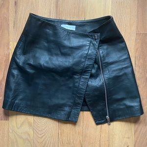 REISS Black leather mini skirt SIZE 4